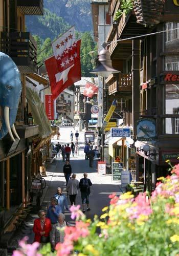 Haus Darioli Hotel Zermatt Buitenkant foto